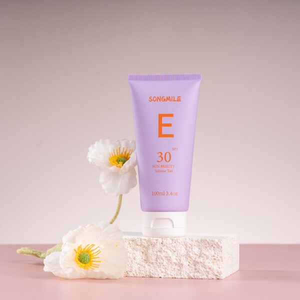 Skincare Bottle (3)