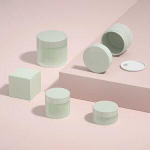 Plastic Cosmetic Jar (4)
